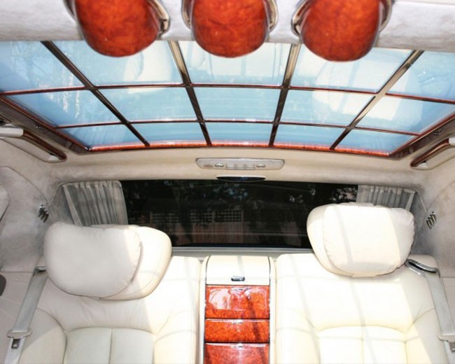 Modern Wedding Cars image 18